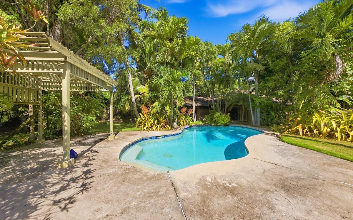 6-bedroom house in Skyline Heights, New Providence, Bahamas — photo 1