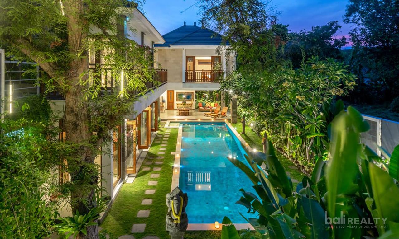 Large 3 Bedroom Villa on 520sqm in Petitenget – Strong Rental History & Prime Location — photo 1