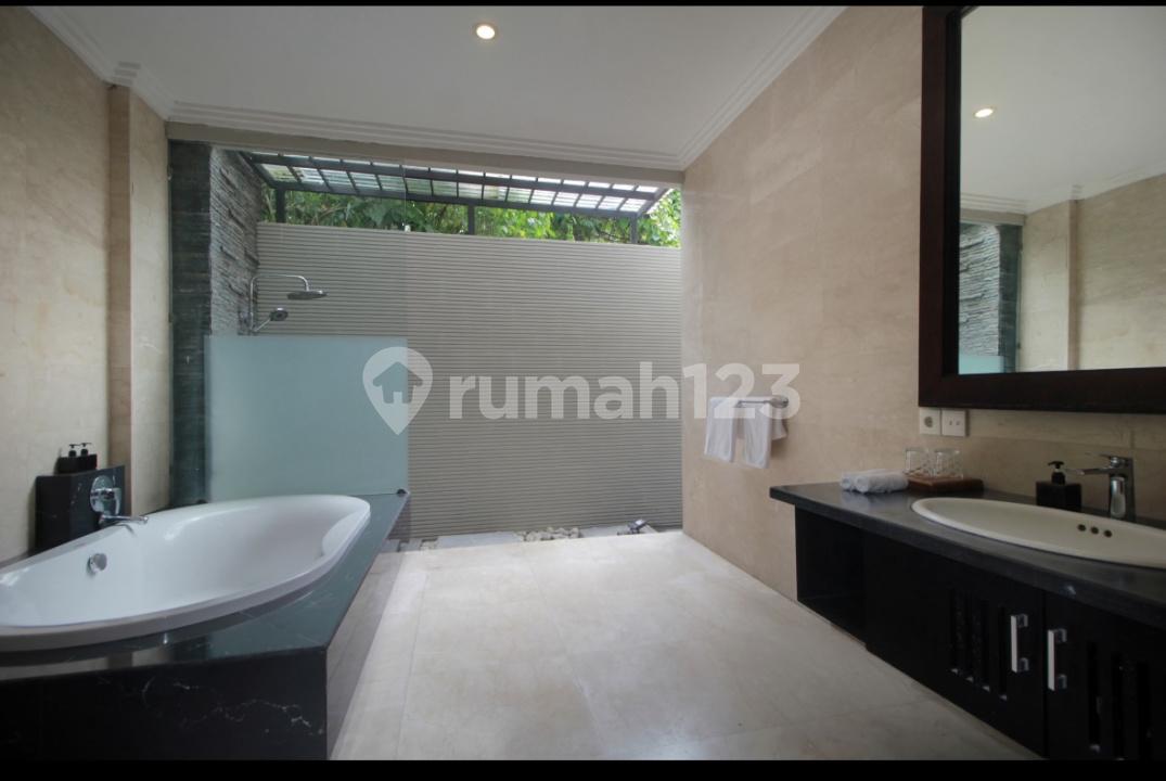 Spacious Villa in Kunti Seminyak — photo 4