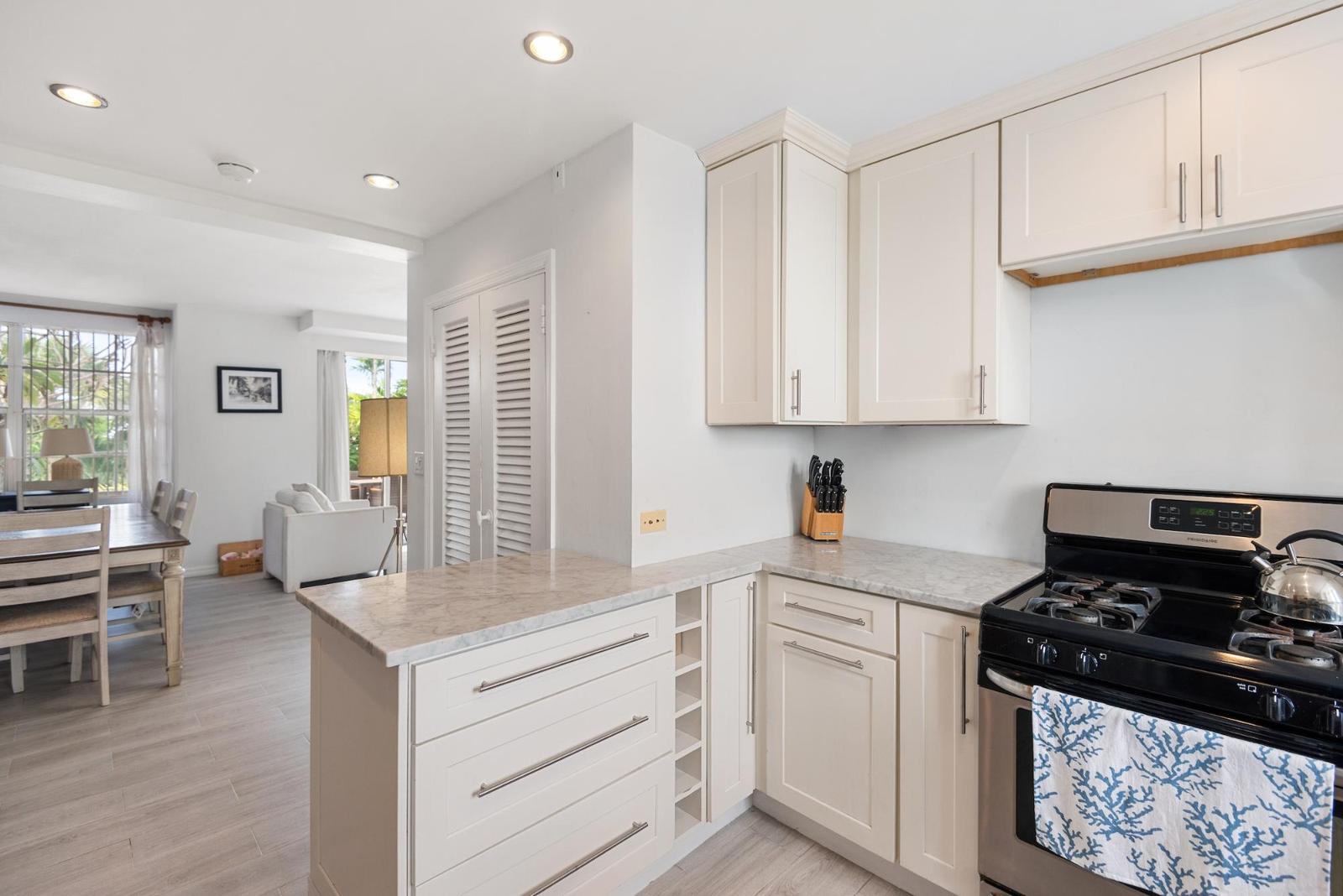 2 bedroom Apartment for sale — PROSPECT RIDGE CONDOS — photo 3