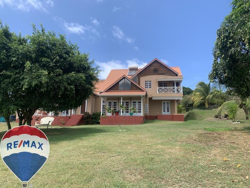 Exquisite Paradise Retreat in Beausejour: 3-Bedroom Oasis with Mango Trees, and Horse Farm Views — photo 2