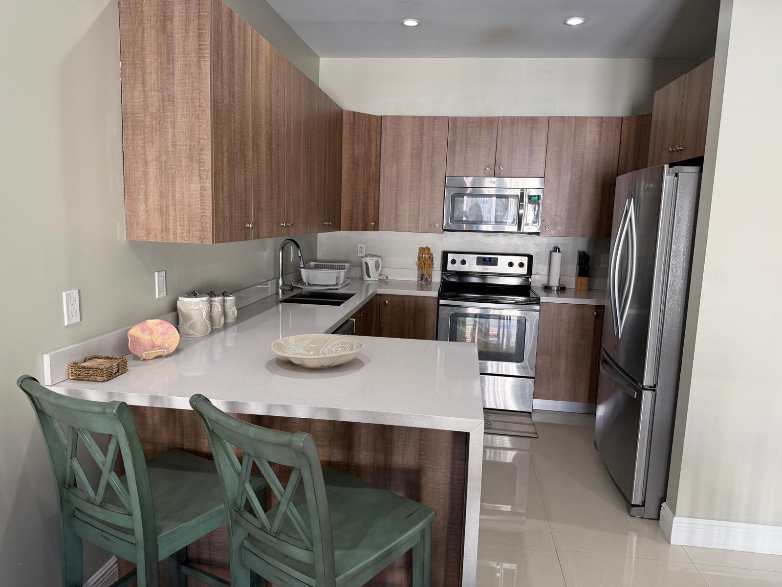 2 bedroom Apartment for sale — VENETIAN WEST — photo 3