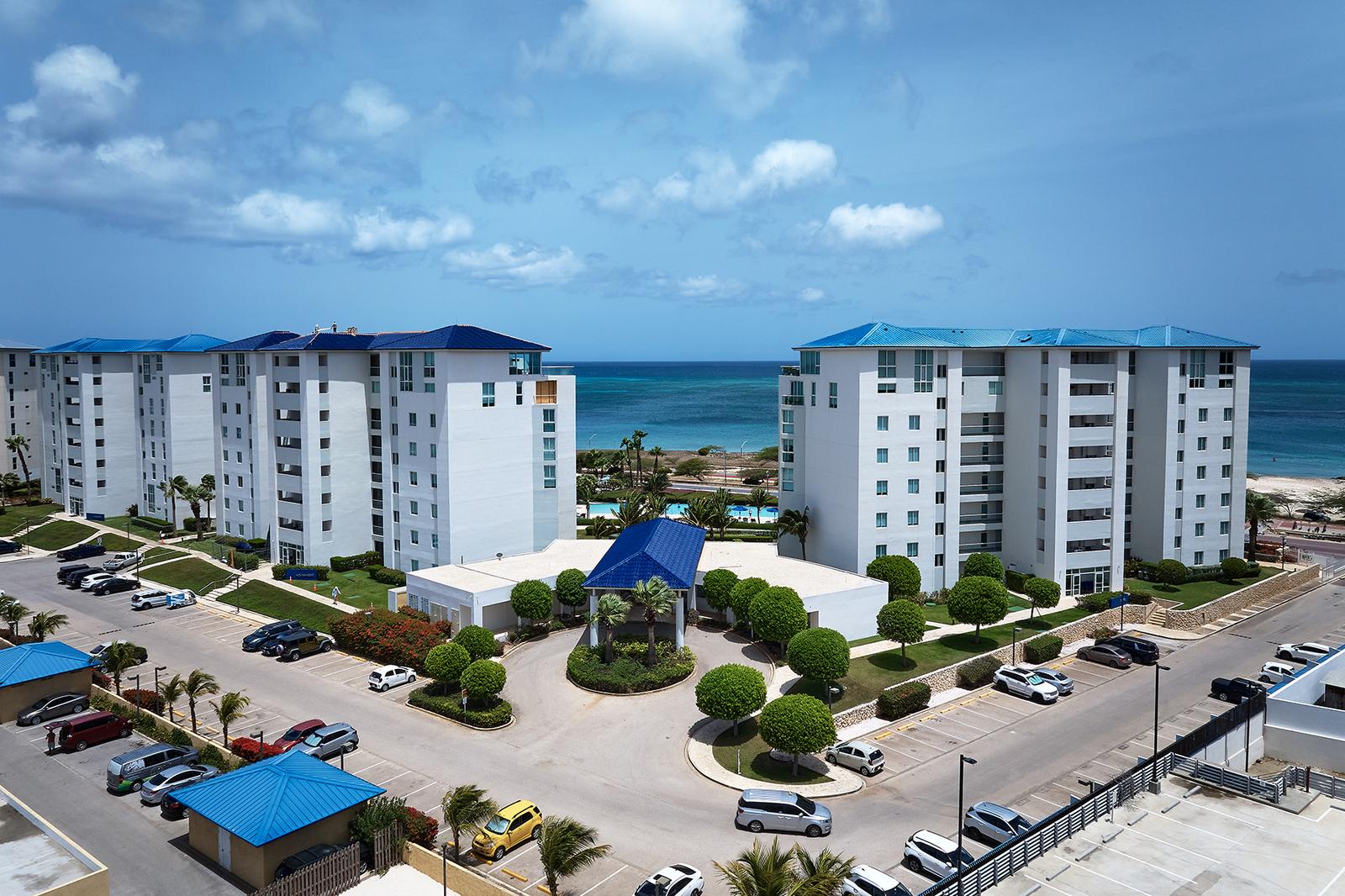 Gorgeous Townhouse for sale in Eagle Beach Aruba — photo 2