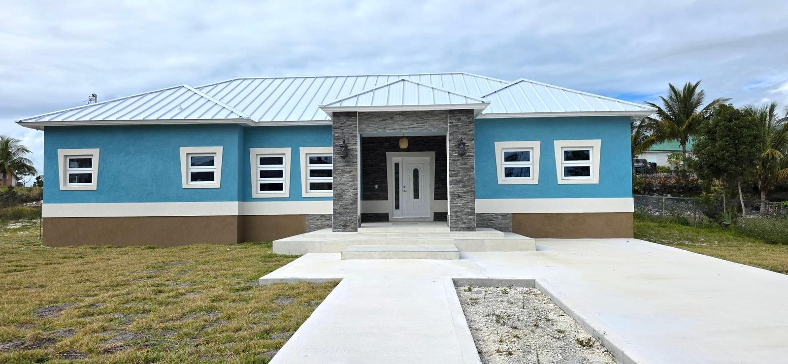 3 bedroom Residence for sale - 13 DEFENDER AVENUE, Grand Bahama — photo 1