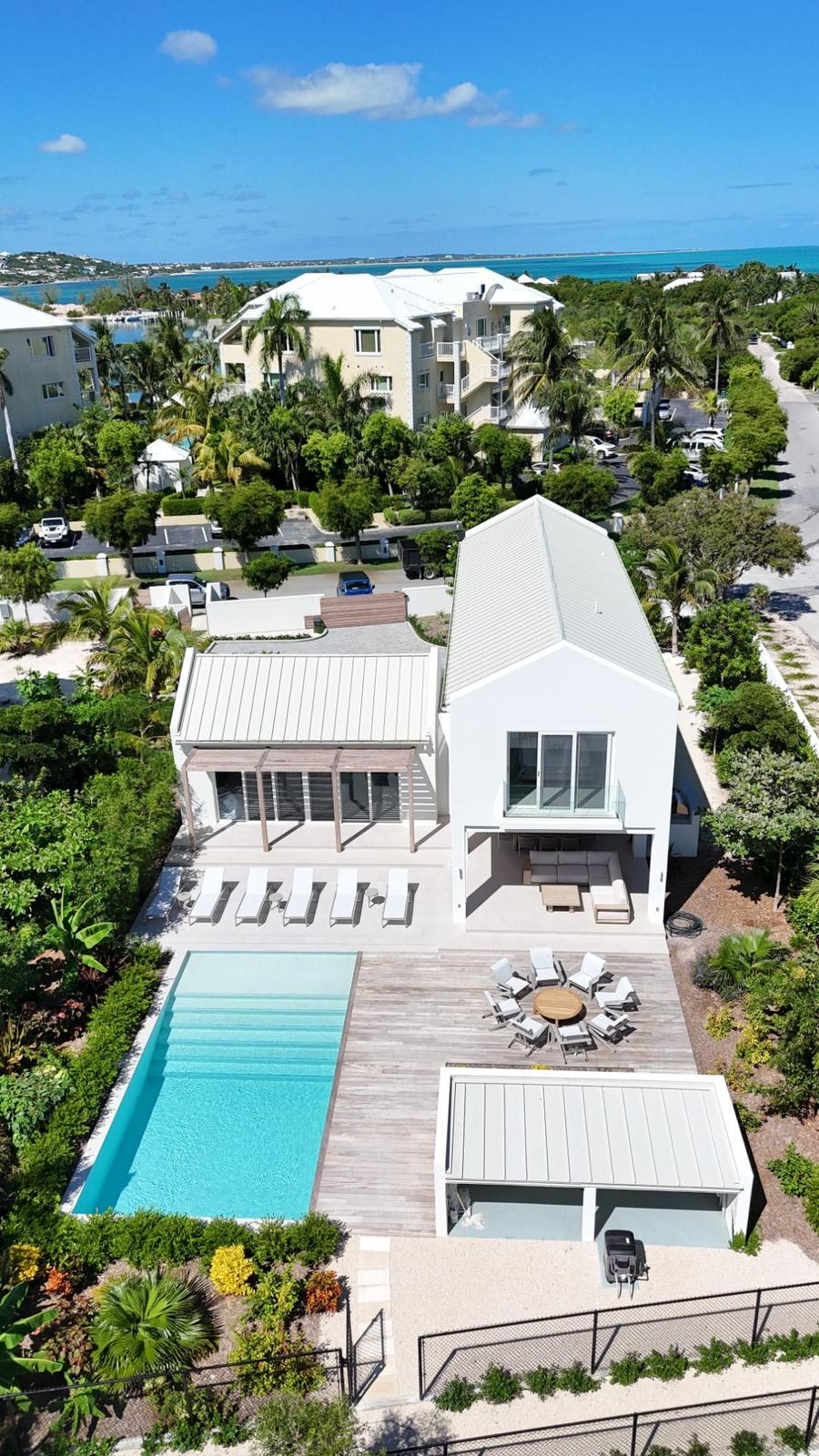 Starfish Villa - 4 Bed 4 Bath Villa in Providenciales — photo 1
