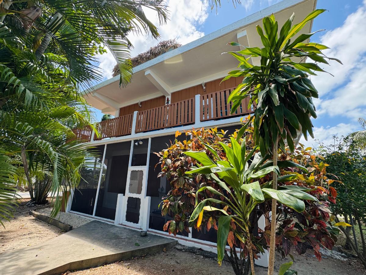 2-bedroom house in Sarteneja, Belize — photo 1