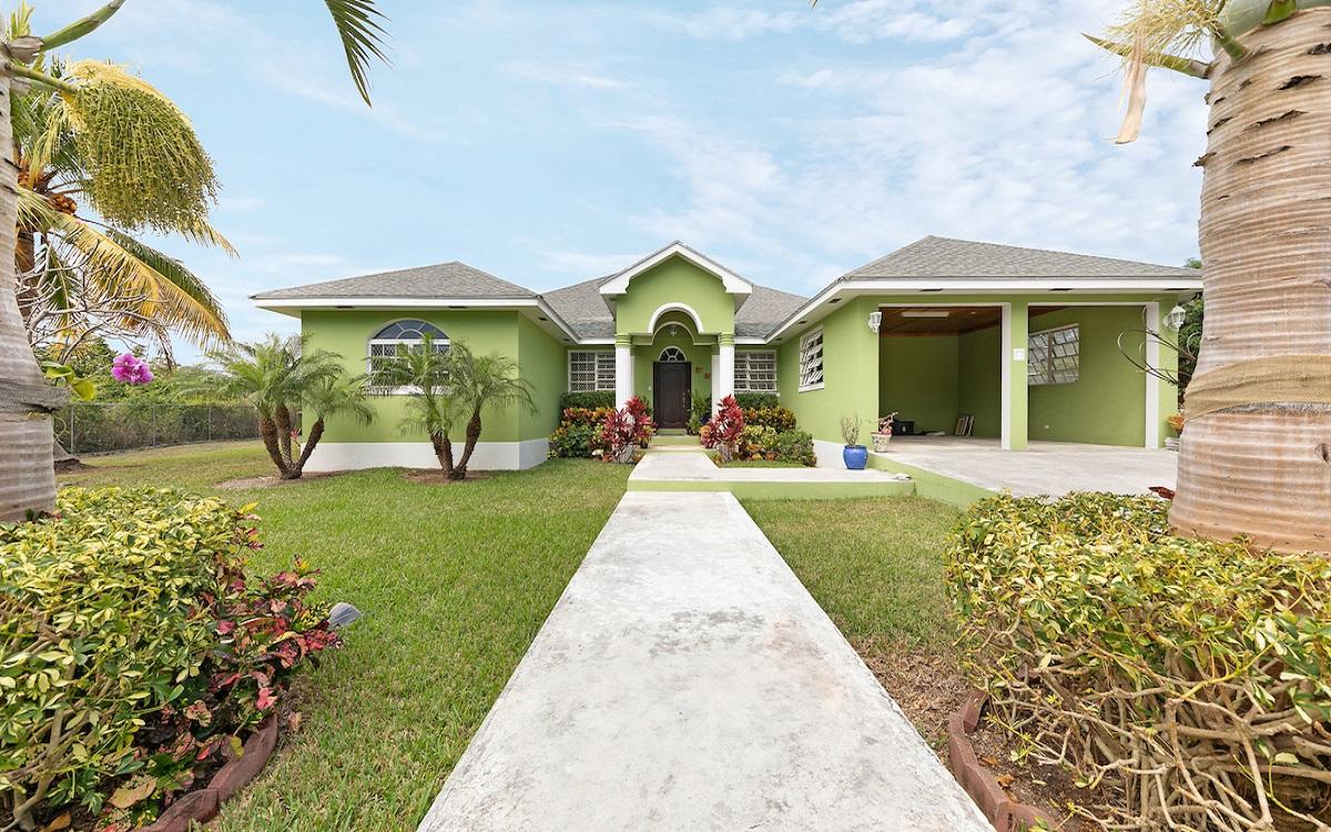 4 Bedroom House for Sale, Winton Heights, Nassau, Bahamas — photo 2