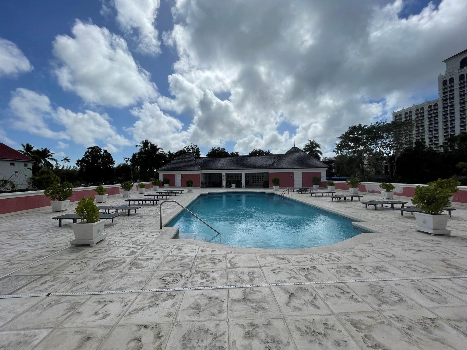 2 bedroom Apartment for sale — SULGRAVE MANOR in Nassau — photo 3