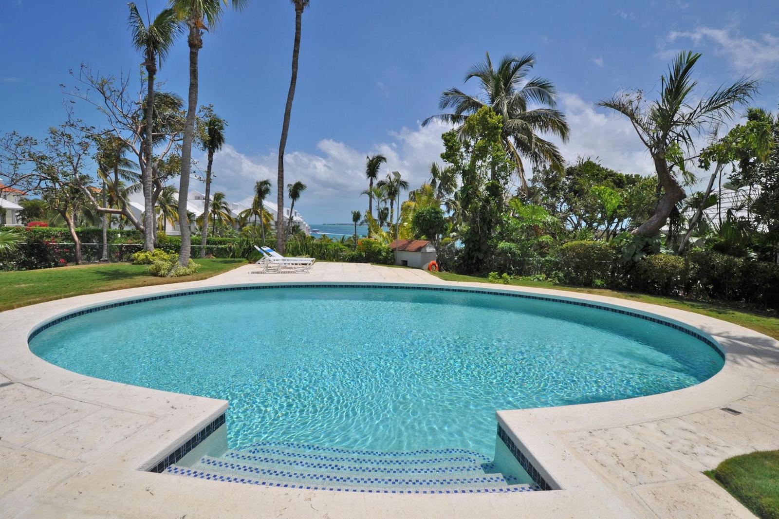 3 Bedroom Apartment for sale — EASTWIND in Nassau / New Providence, The Bahamas — photo 2