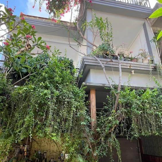 4-bedroom house in Denpasar — photo 1
