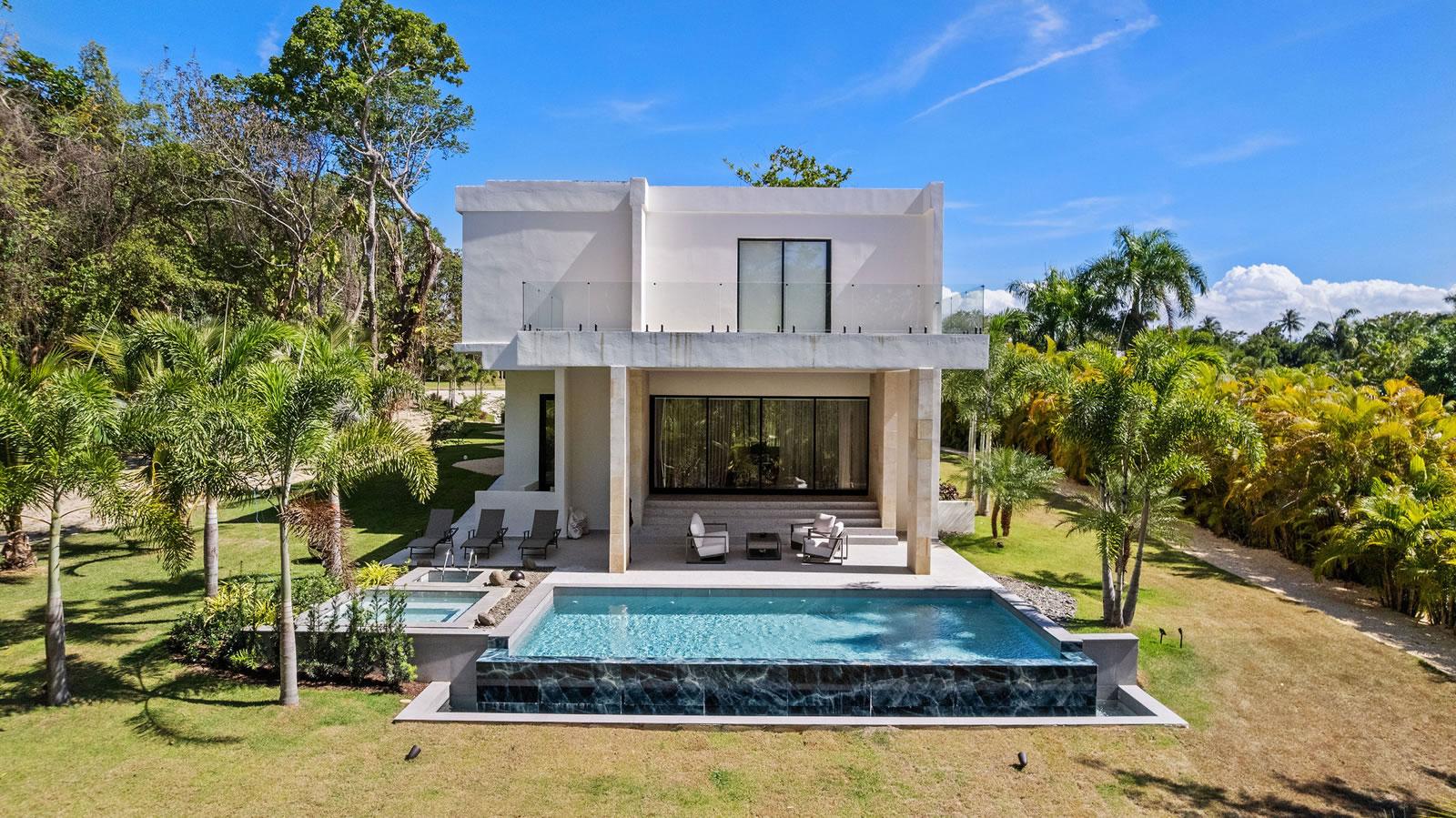 6 Bedroom Luxury Home for Sale, Villa Dorado Estates, Dorado, Puerto Rico — photo 1