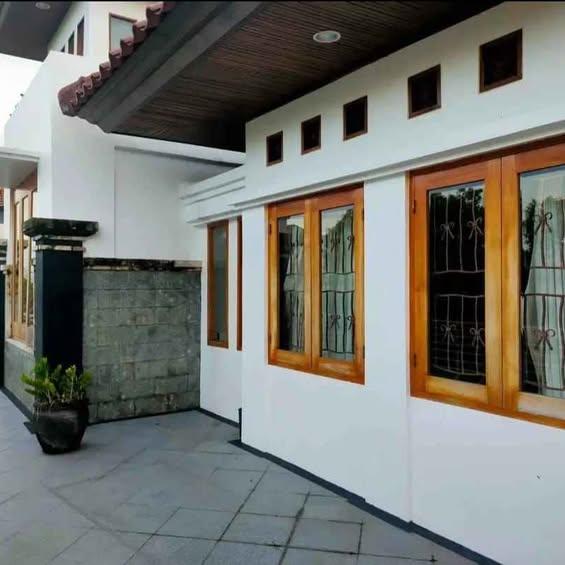 5-bedroom house in Denpasar — photo 1