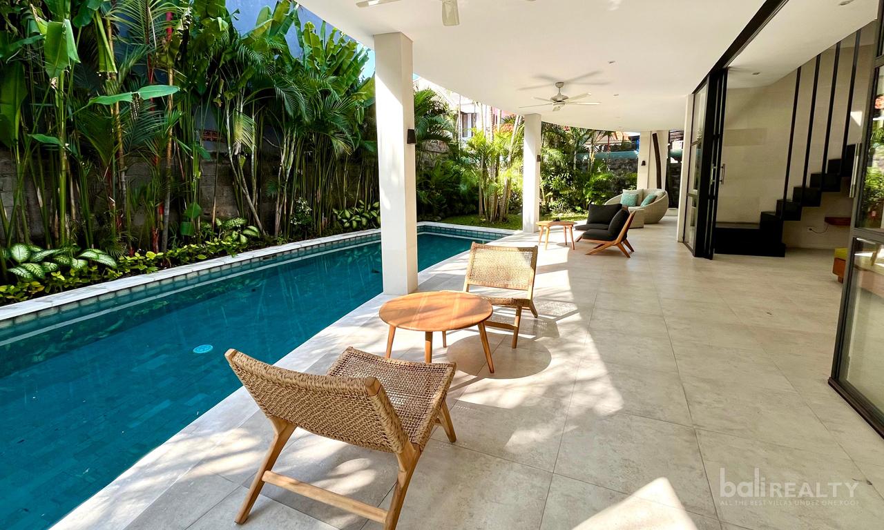Four-Bedroom Family Villa for Yearly Rent in Prime Seminyak – 2776 — photo 1