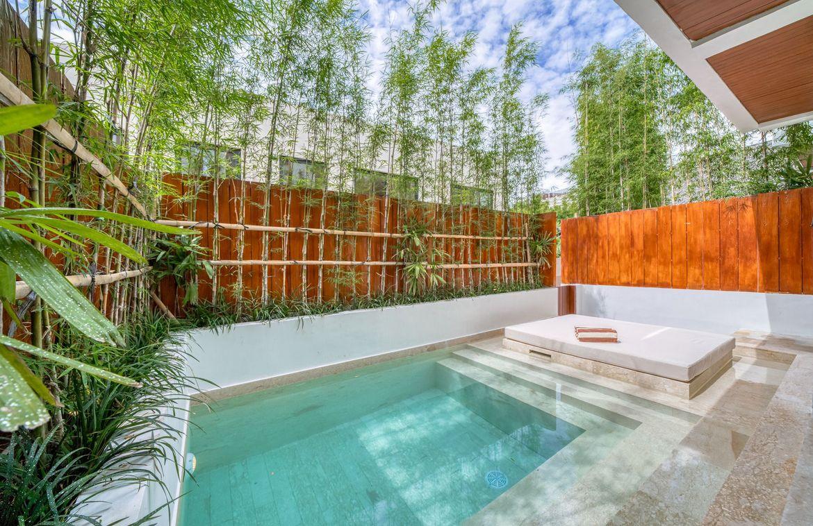 Beautiful 2-bedroom villa in prime Echo beach location in Canggu, Bali, Indonesia. — photo 2