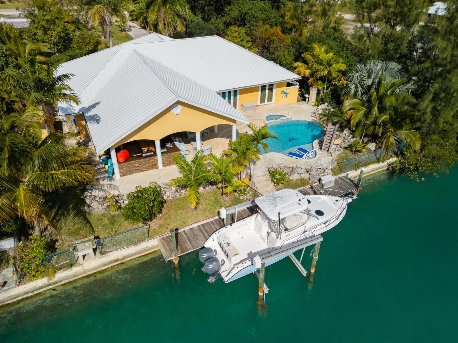 4 bedroom Residence for sale at 97 PINTA AVE in Grand Bahama, The Bahamas — photo 3