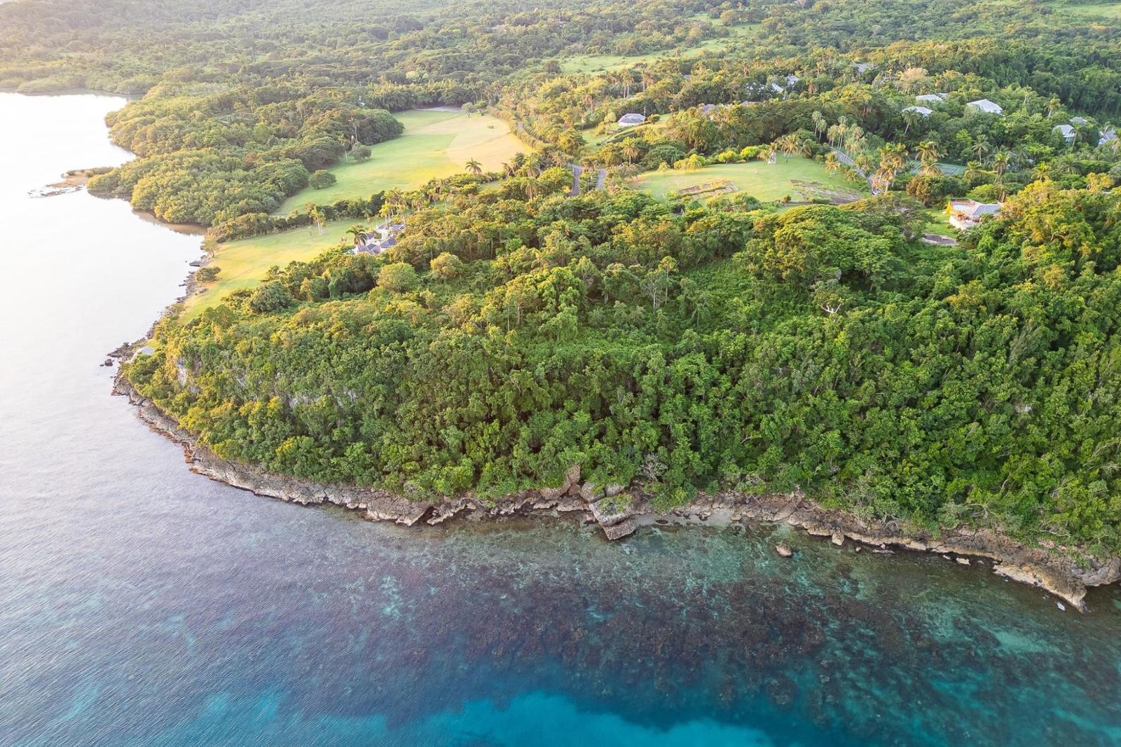 6 Acres Oceanfront Land for Sale, Round Hill Resort, Hanover, Jamaica — photo 3