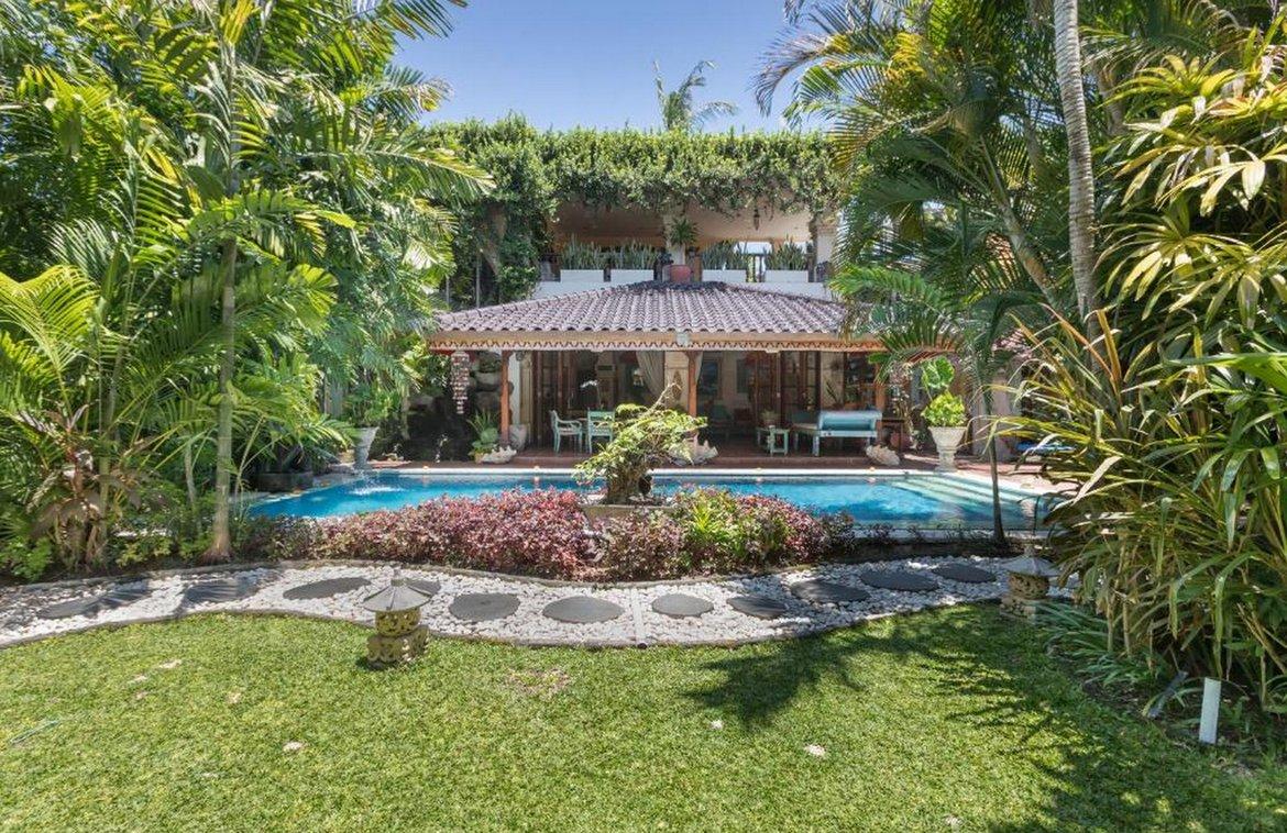 Serene Balinese villa in Seminyak, walking distance to beach and cafes — photo 4