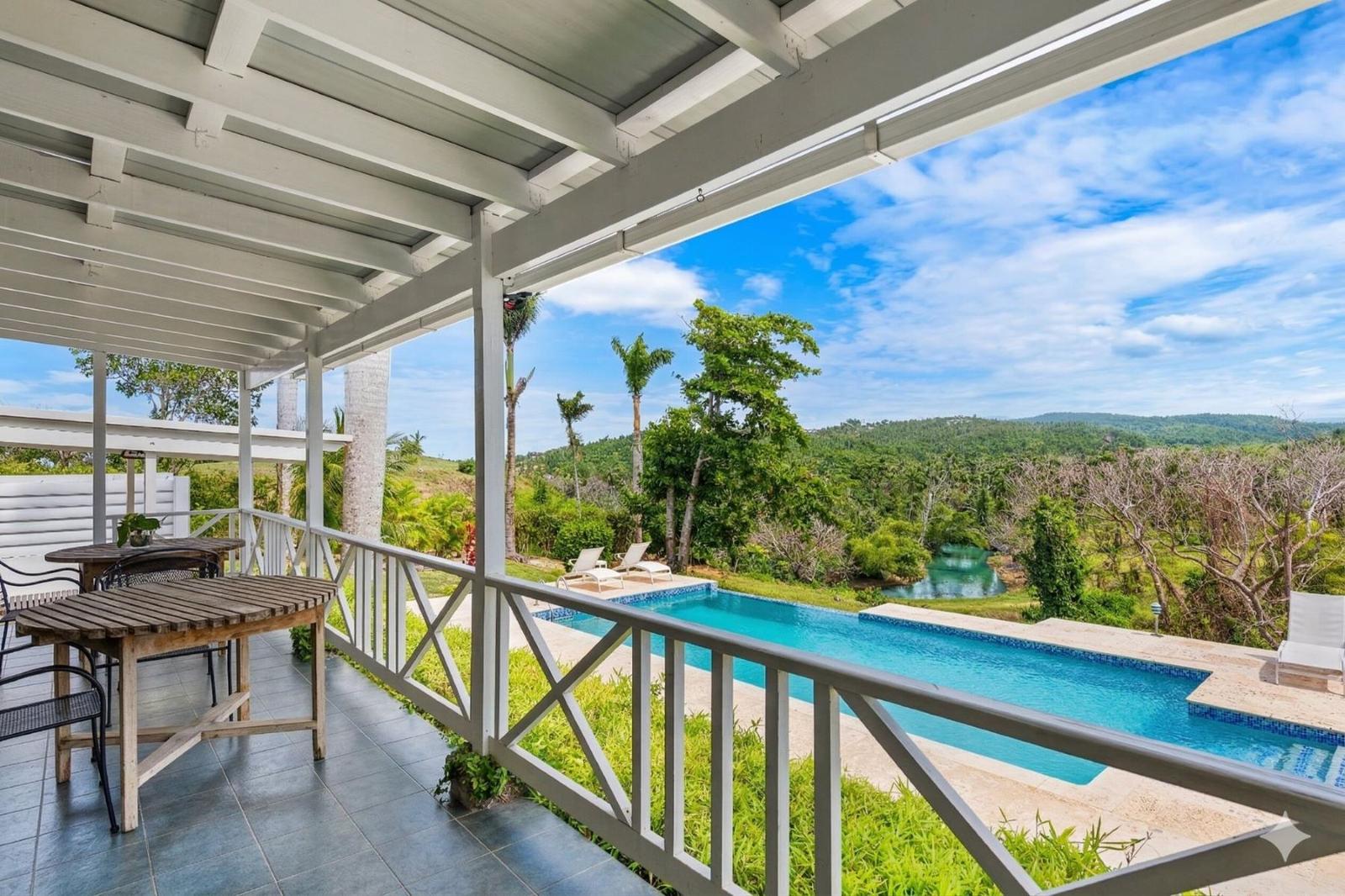 6 Bedroom House for Sale in Trelawny, Jamaica — photo 3