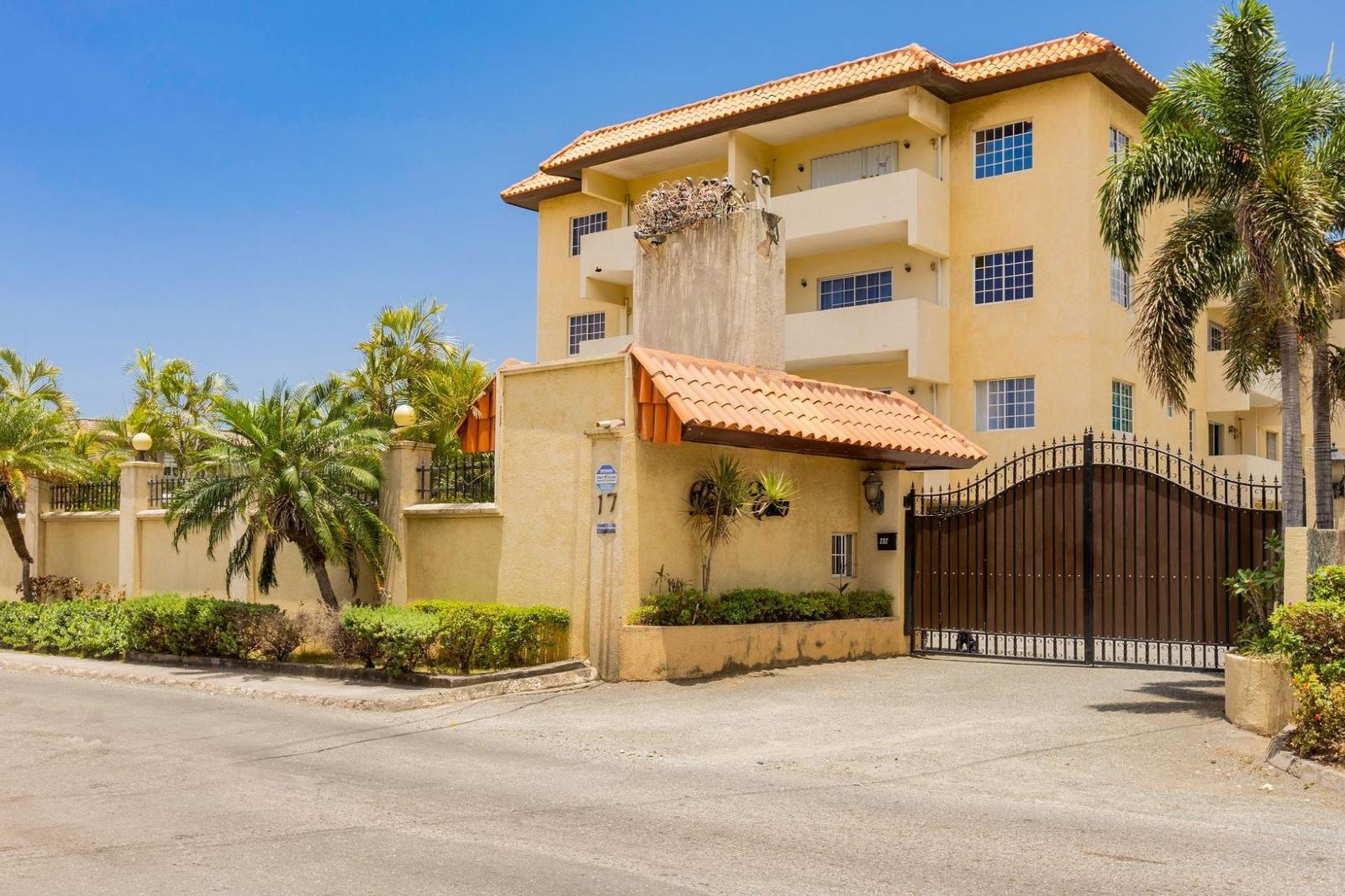 1-bedroom condo in Kingston 8, Jamaica — photo 5