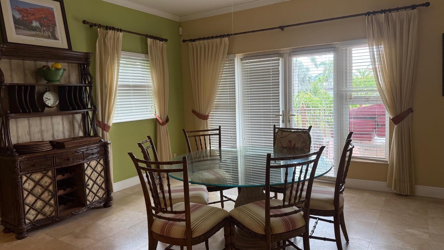 4 Bedroom Residence for Sale at 38 Shoreline, Freeport — photo 3