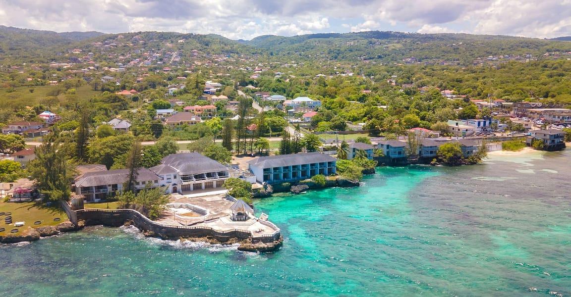 17 Bedroom Boutique Resort for Sale, Seven Mile Beach, Negril, Westmoreland, Jamaica — photo 5