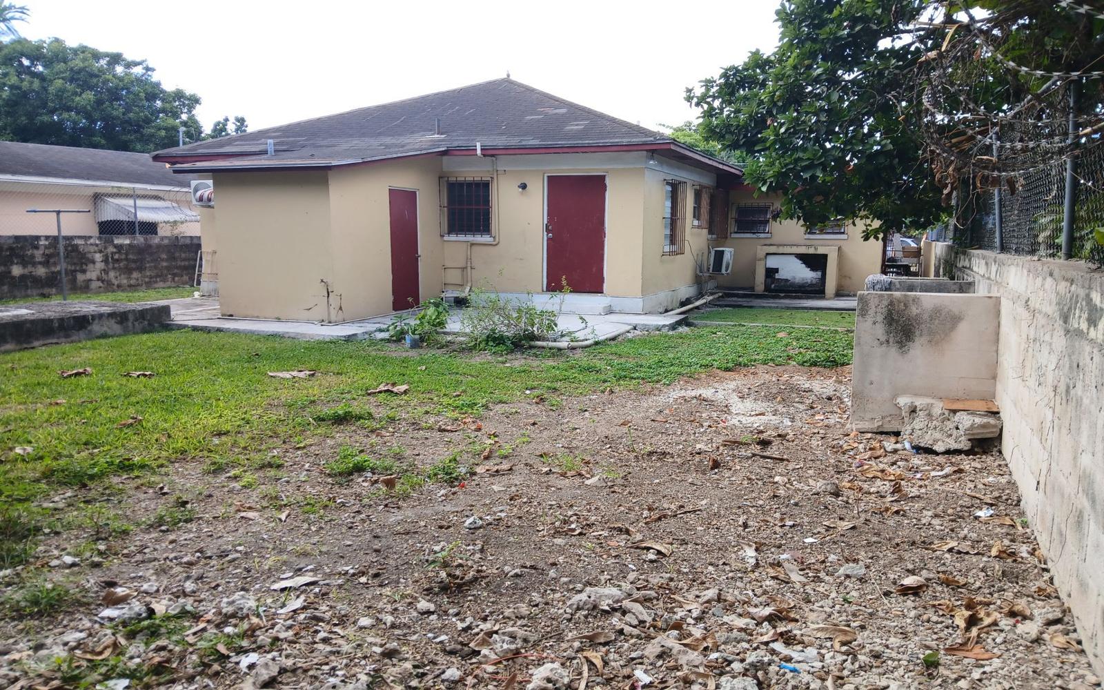 2 bedroom Triplex for sale in Englerston, BS, Bahamas — photo 2