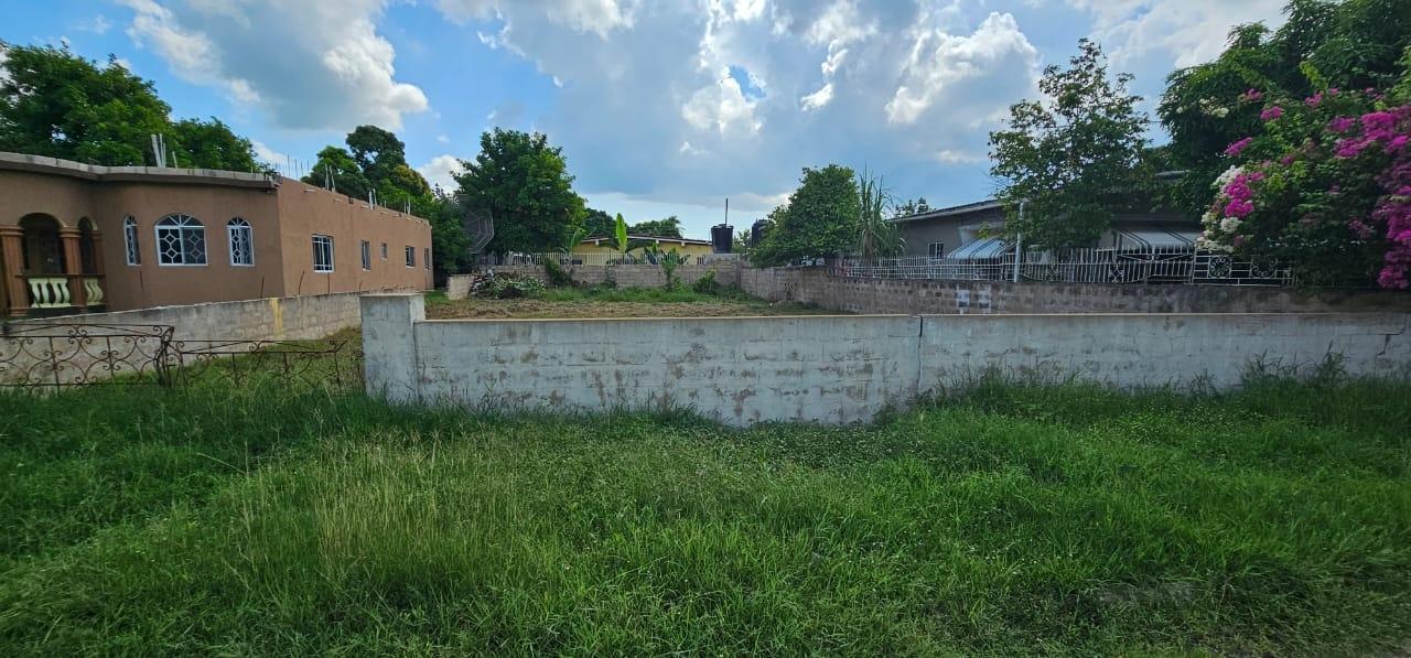 GREENDALE, SPANISH TOWN St. Catherine Spanish Town — photo 4