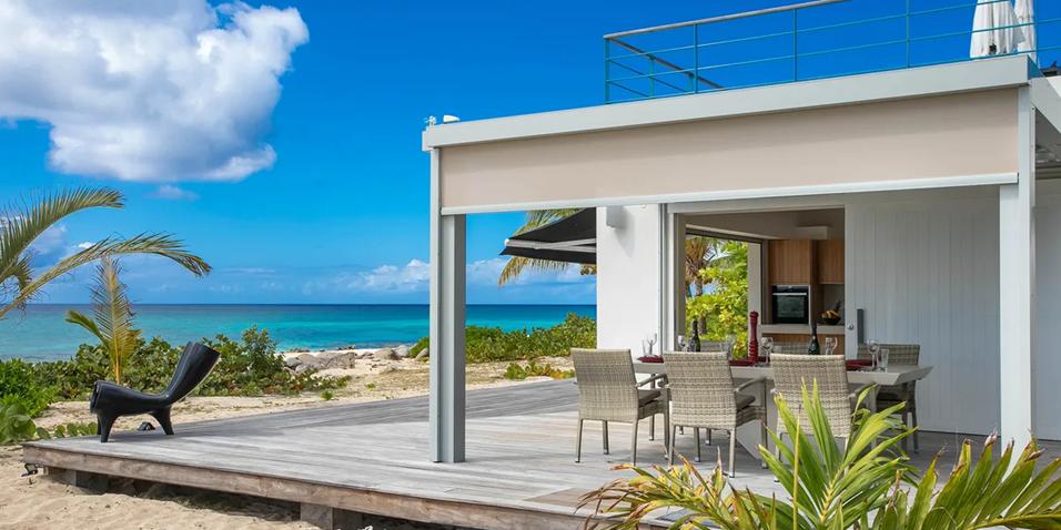 Trendy 3BR Villa Rock Sea — photo 3