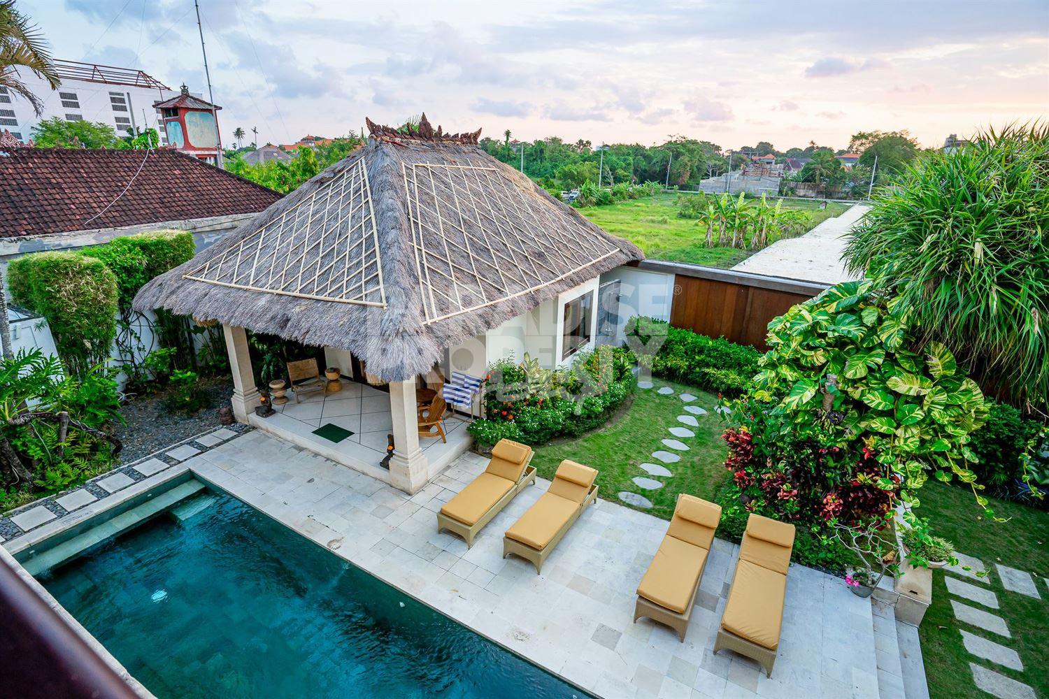 Prime Location Charming 3 Bedroom Villa with a Very Attractive Lease Extension — photo 3