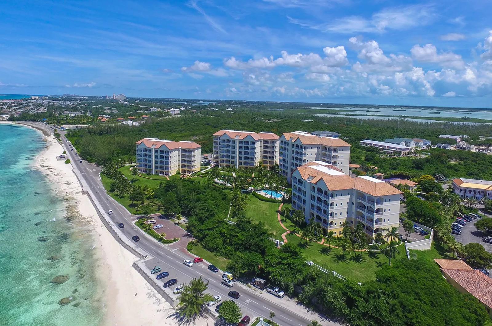 3 Bedroom Residence for Sale, Caves Heights, New Providence, Bahamas — photo 5