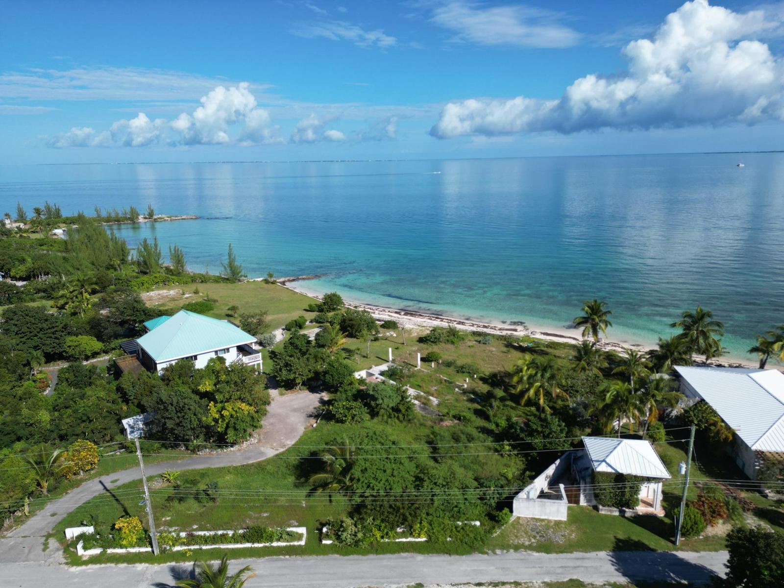 PELICAN SHORES/DUCK POND Residence in Abaco Islands, The Bahamas — photo 5