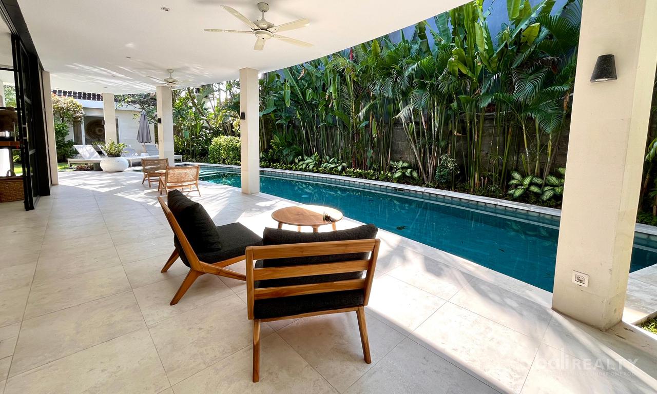 Four-Bedroom Family Villa for Yearly Rent in Prime Seminyak – 2776 — photo 4