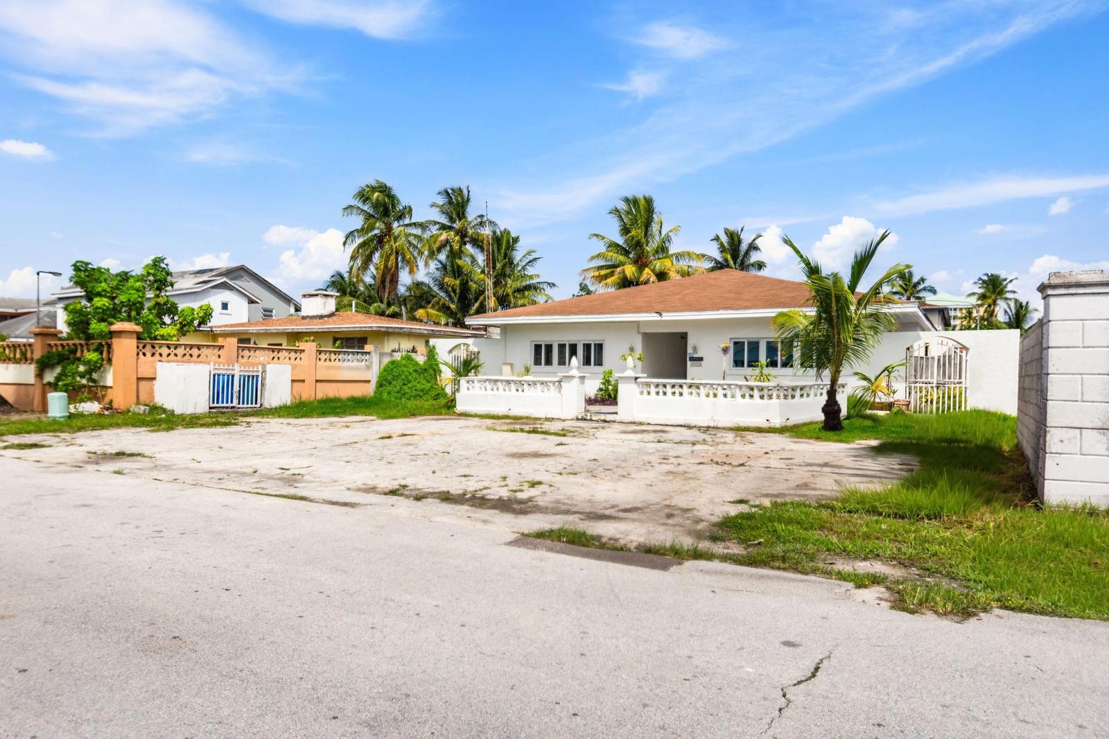 11 bedroom Apartment for sale — 18 HAMPSHIRE STREET in Nassau / New Providence, The Bahamas — photo 5