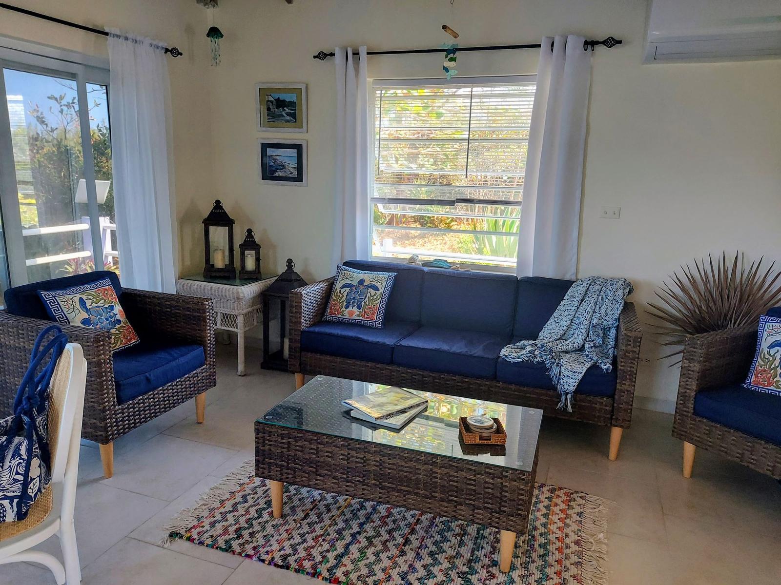 2 Bedroom Home for Sale, Rainbow Bay, Eleuthera, Bahamas — photo 5