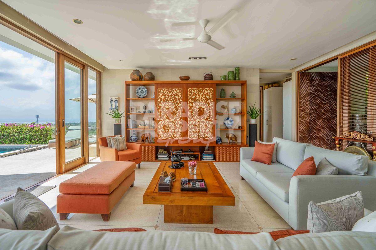 Luxury 3 Bedroom Villa with Outstanding Panoramic Views — photo 4