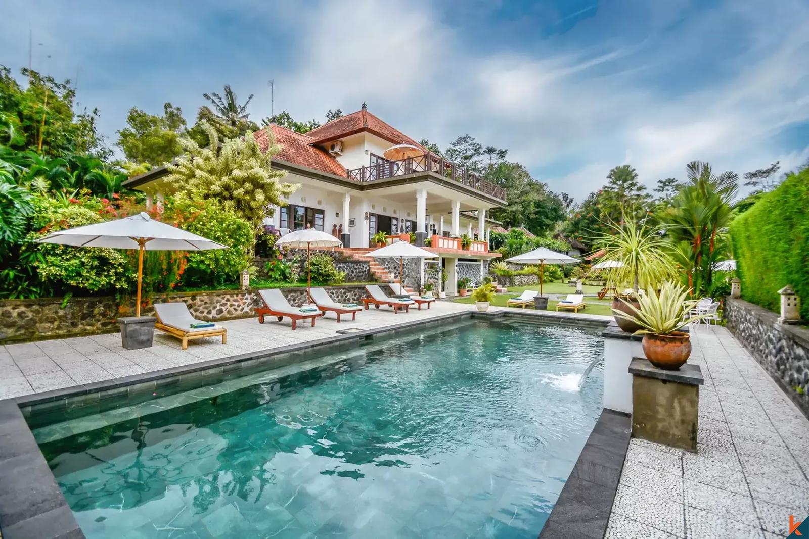 Amazing hilltop freehold ROI real estate for sale in Karangasem — photo 1