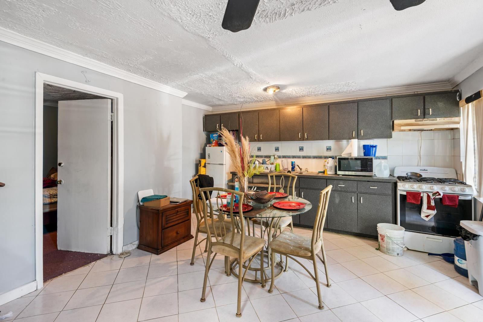 BOATSWAIN HILL TRIPLEX — photo 3