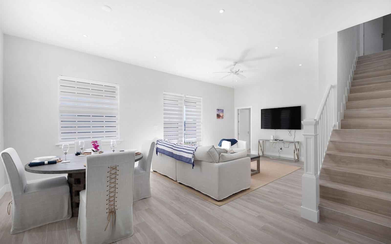 4 bedroom Condominium for sale at 8 Galleon Bay, Palm Cay — photo 2