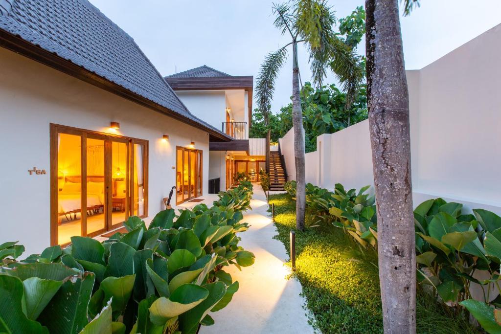 10 Bedroom Boutique Hotel for Sale in Bingin, Indonesia — photo 4