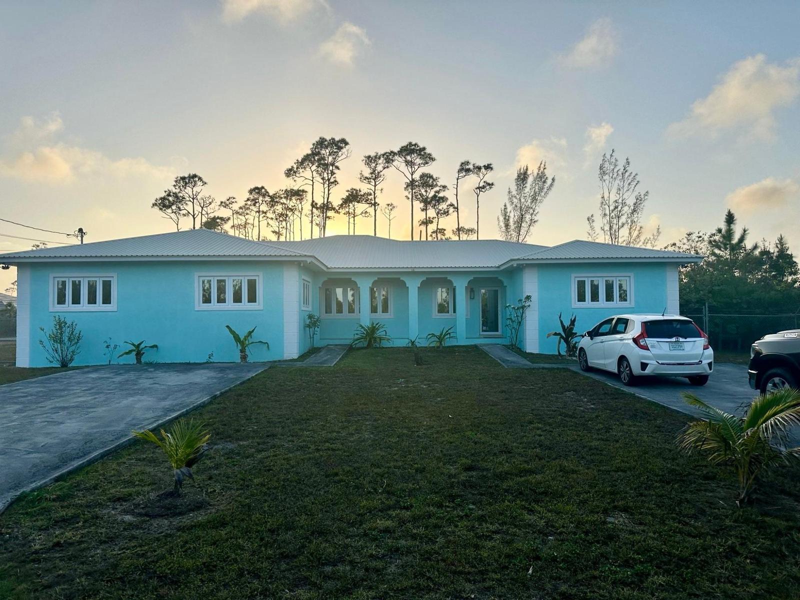 2 bedroom Apartment LINCOLN GREEN DUPLEX for sale in Grand Bahama, The Bahamas — photo 1