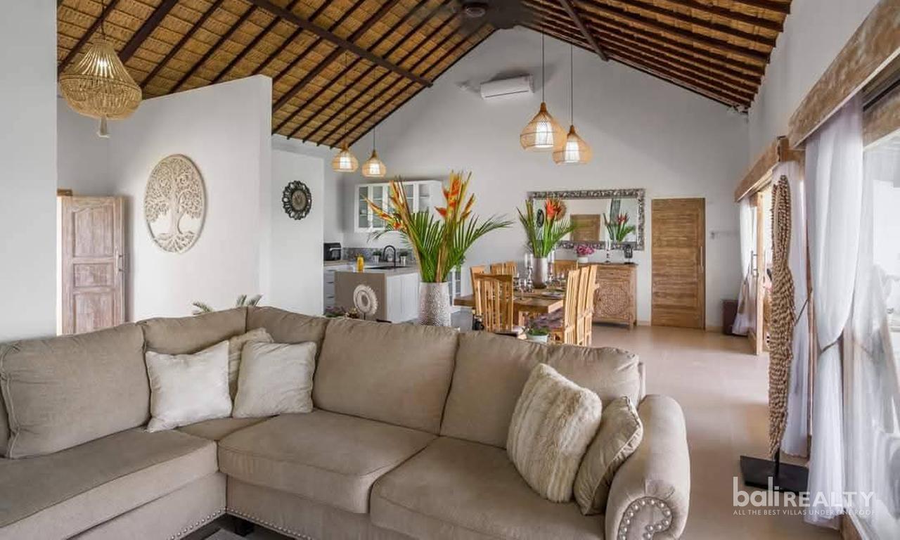 Charming Two-Bedroom Modern Balinese Villa with Tropical Garden for Yearly Rent – Nusa Dua 2976 — photo 5