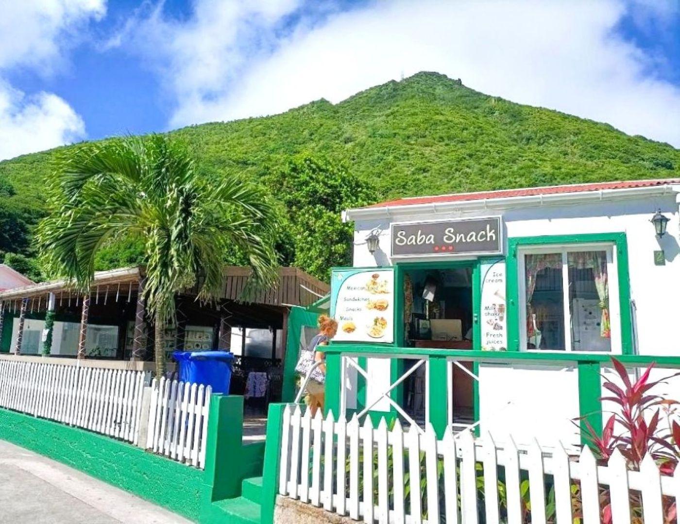 Profitable Business for Sale: Saba Snack in Windward Side, Saba Island — photo 1