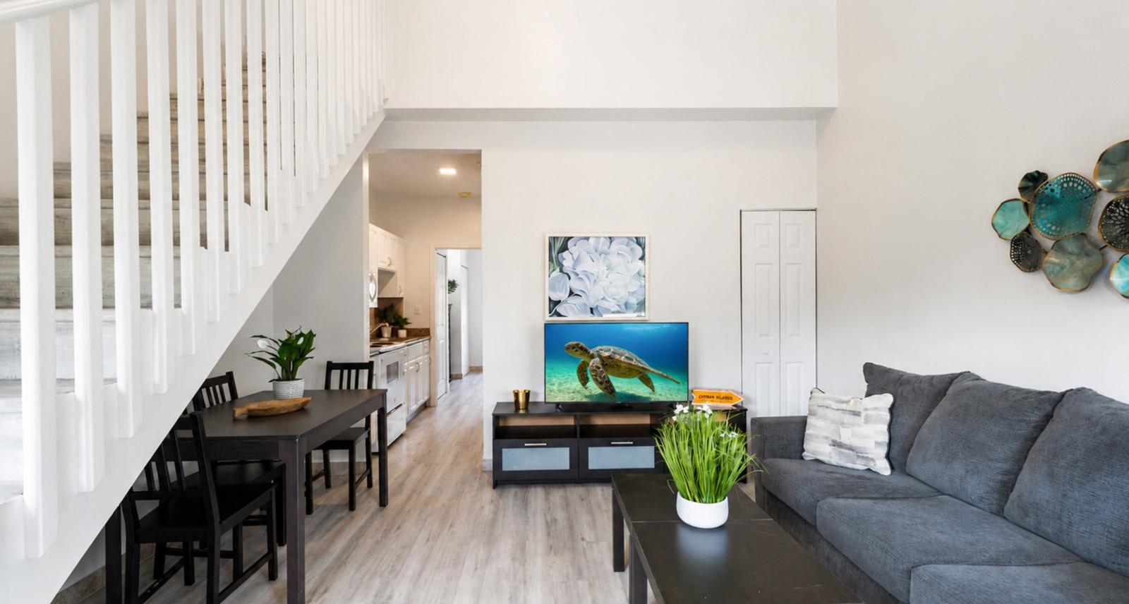 Freehold - Turnkey, Refreshed & — photo 1