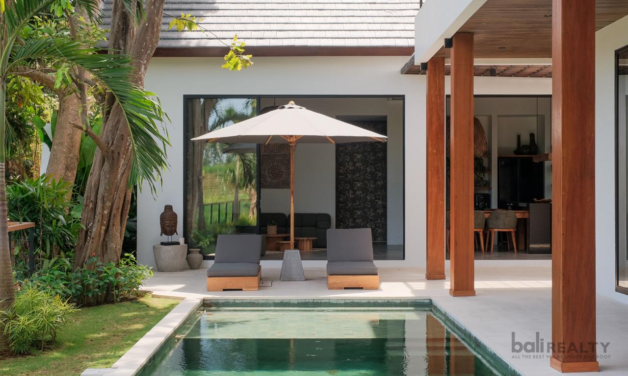 Spacious Tropical Four-Bedroom Villa Near Tanah Lot with Rice Field Views - 2940 — photo 3