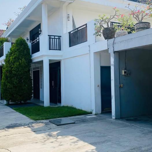 9-bedroom house in Denpasar — photo 1