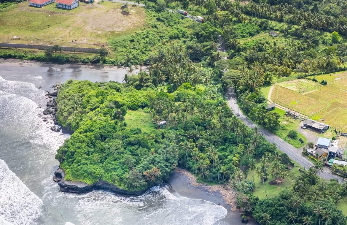 Prime 27850sqm Freehold Oceanfront Land in Soka Beach — photo 1