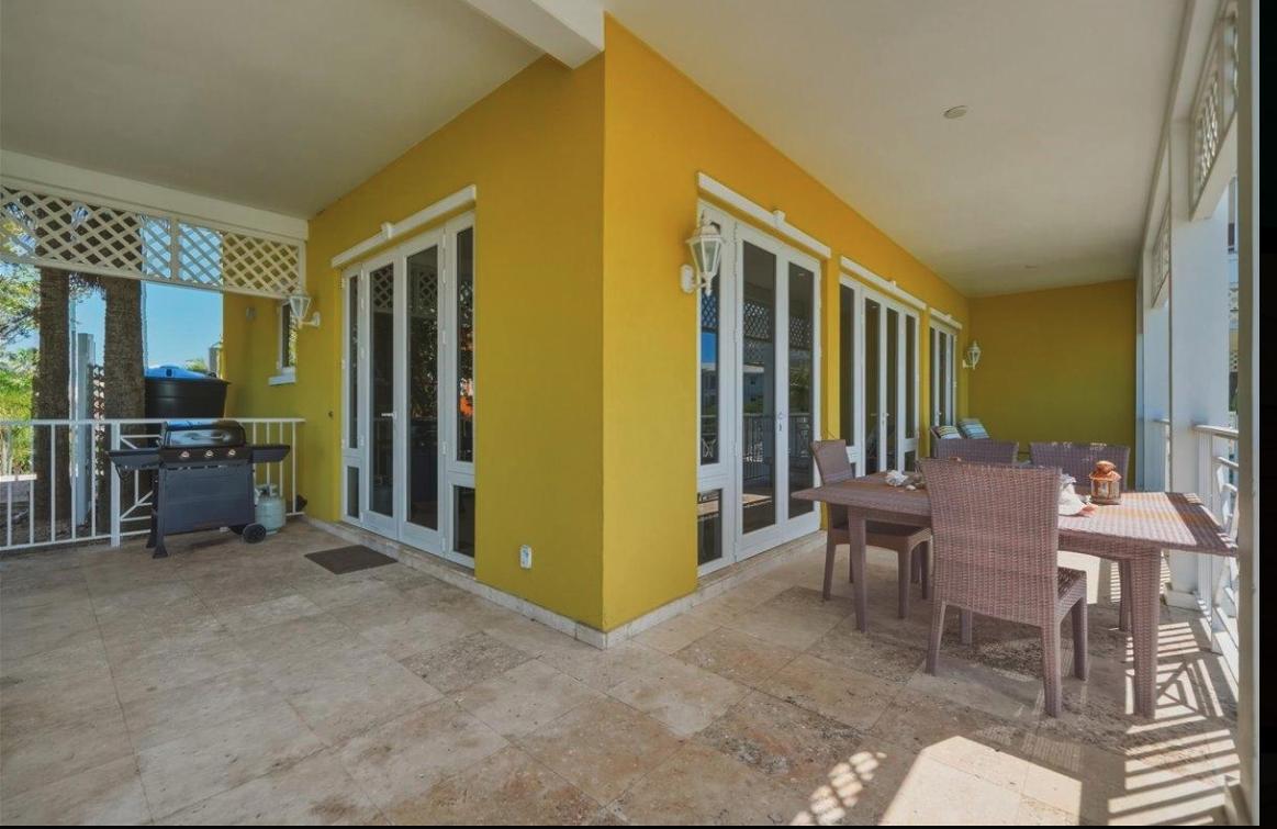 Gorgeous Waterfront Villa for Sale in Exuma Bahamas — photo 5