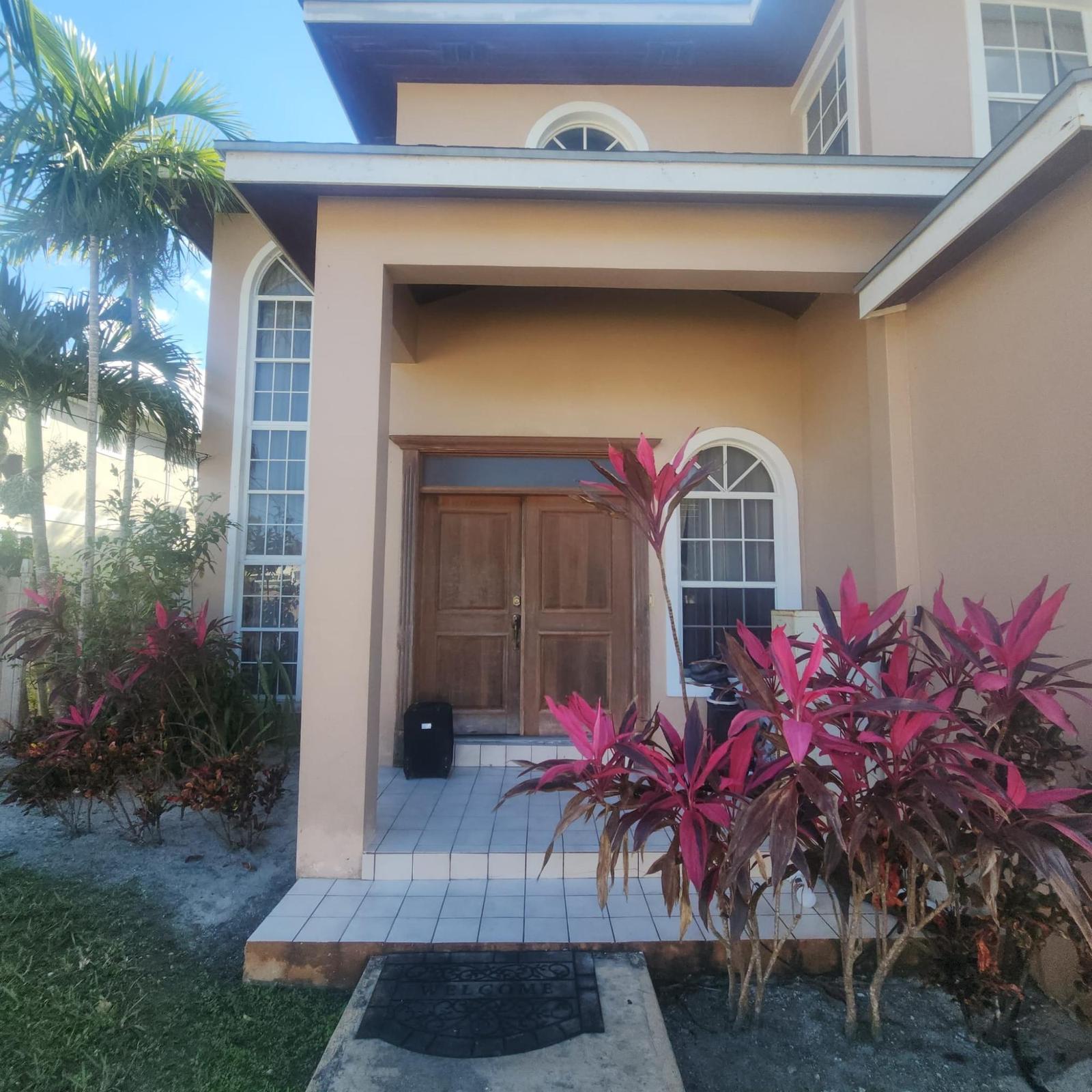 4 bedroom Residence for sale on DEVONSHIRE STREET in Nassau / New Providence, The Bahamas — photo 3