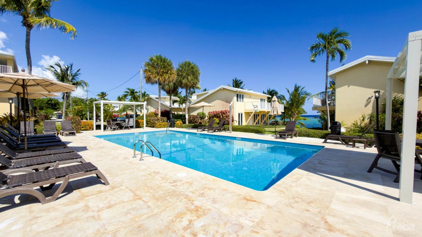 Caribbean Paradise, Beachfront Condo in the Cayman Islands — photo 1