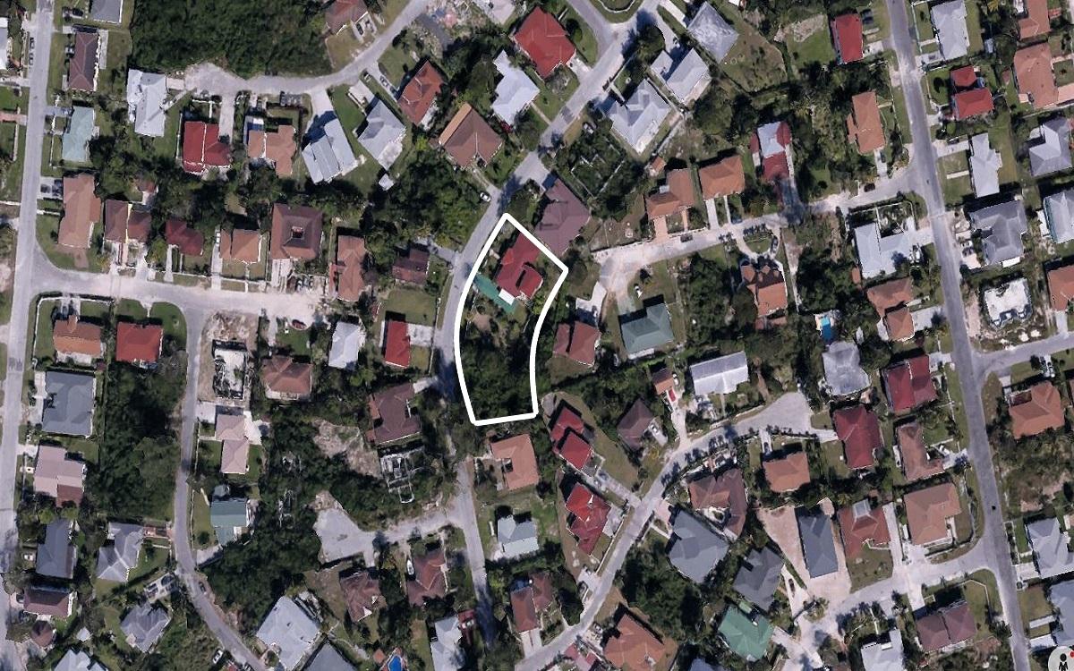 5 Bedroom House for Sale, Orange Drive, Winton Meadows, New Providence, Bahamas — photo 4